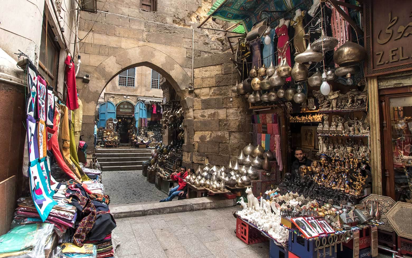 things to see in cairo - Grand bazaar