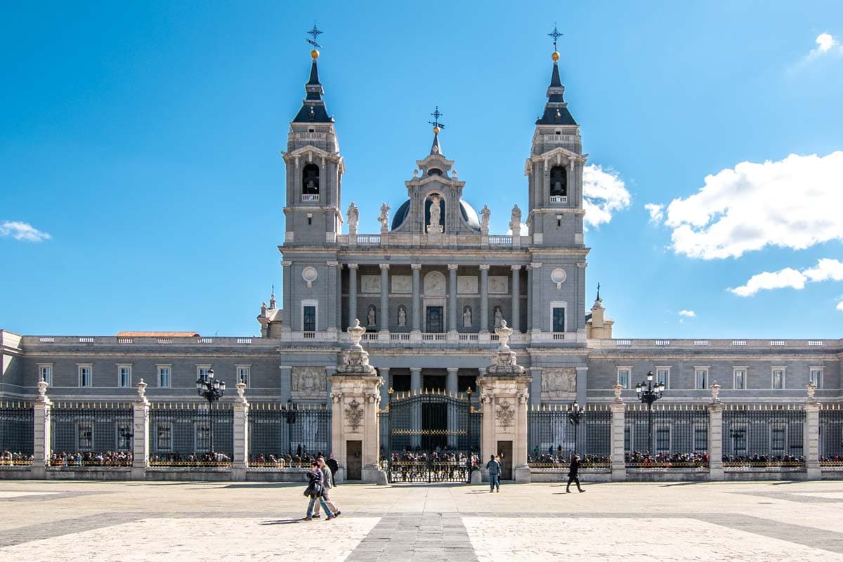 two days in madrid - La-Almudena-Cathedral