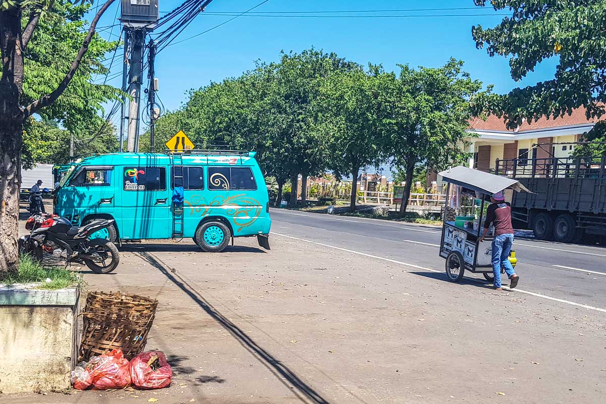 how to get from probolingo to cemoro lawang