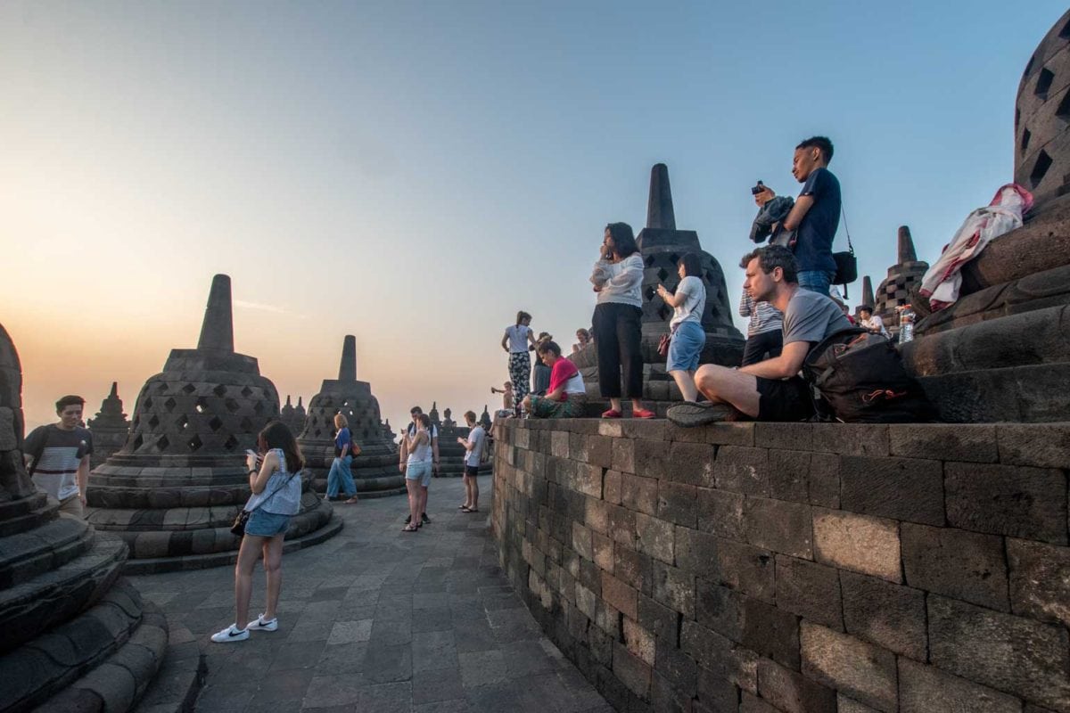 too many tourists in borobudur