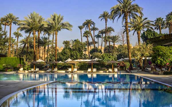 where to stay in luxor - white pavillion