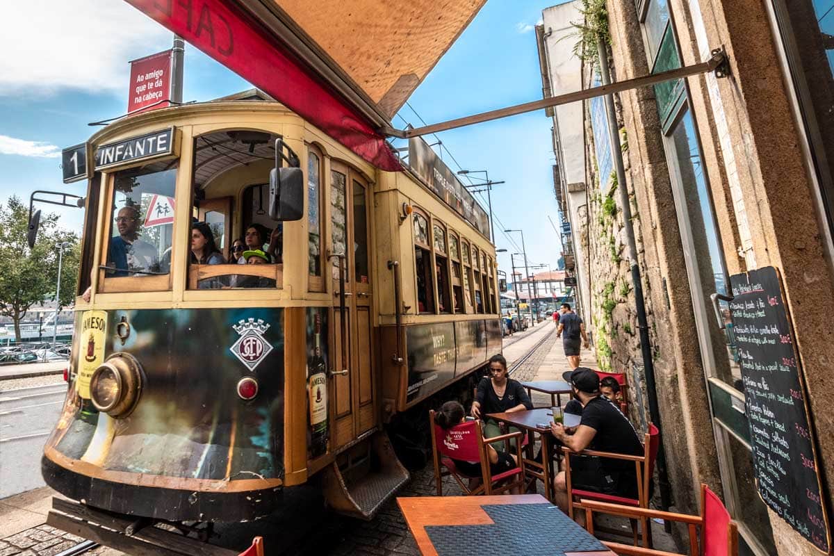 train in porto