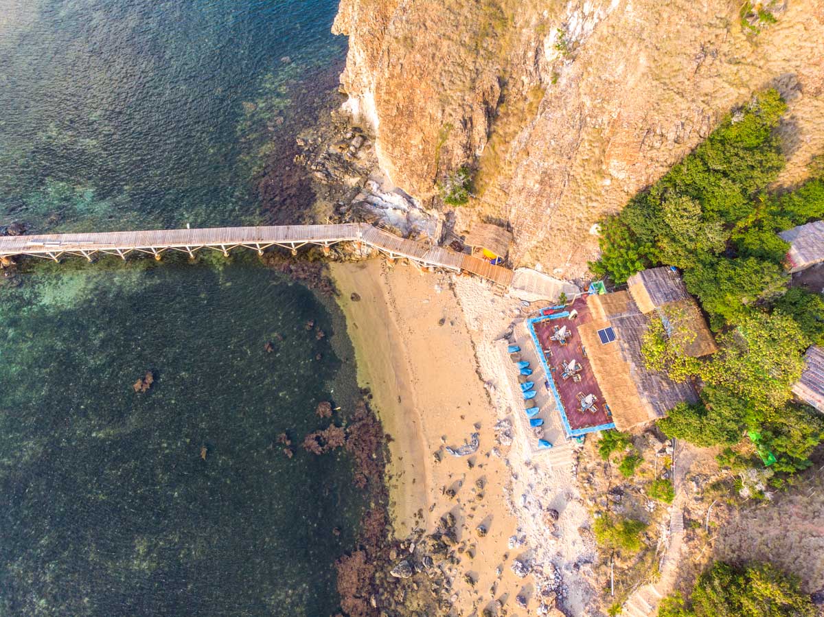 komodo tour - restaurant from above