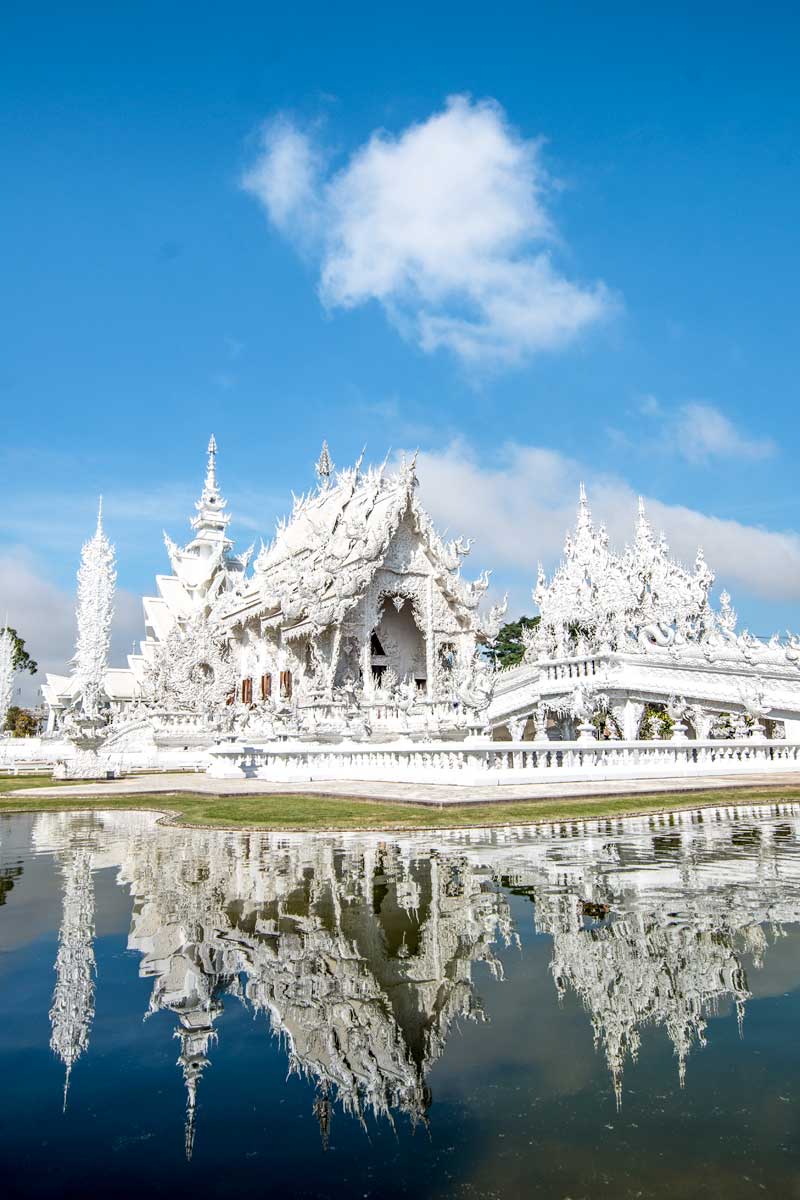 The White Palace of Chiang Rai