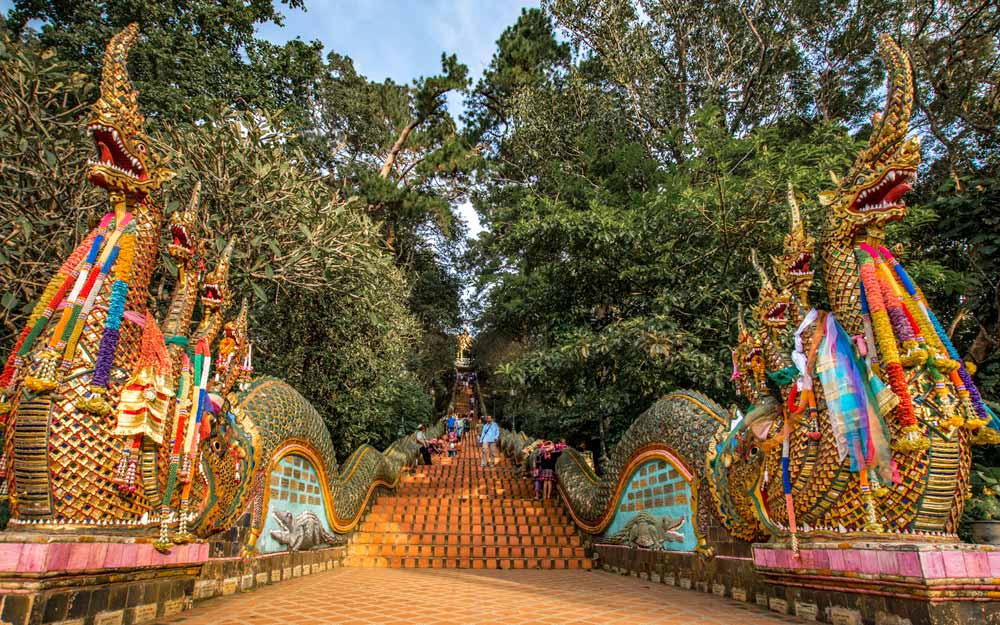 Thailand itinerary - Doi Suthep Stairs