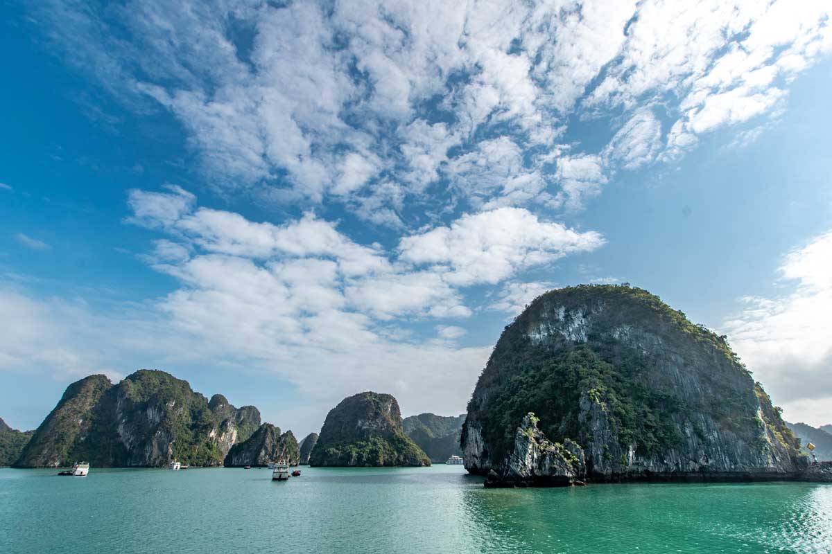 Find the best Halong Bay cruises