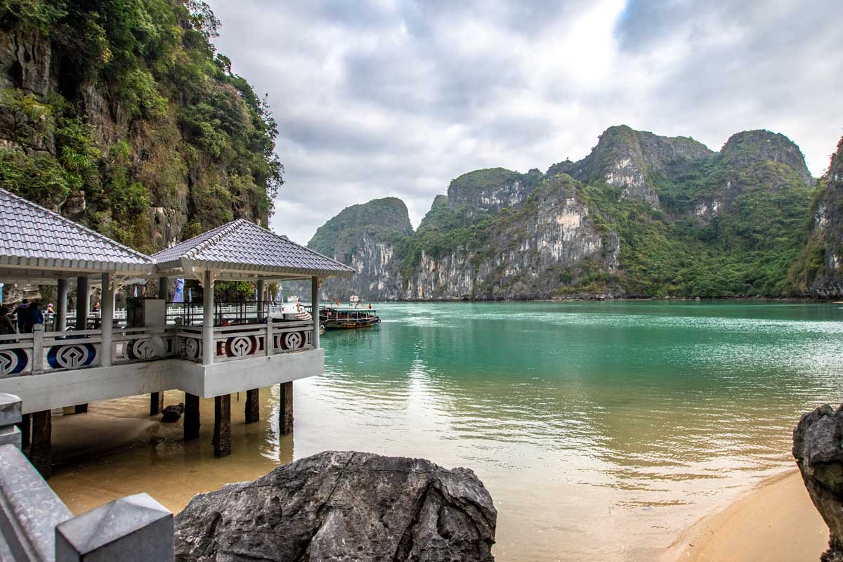 When to visit Halong Bay?