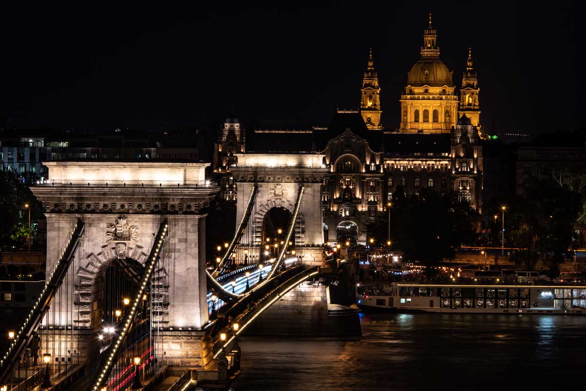 2 days in Budapest - The Chain Bridge