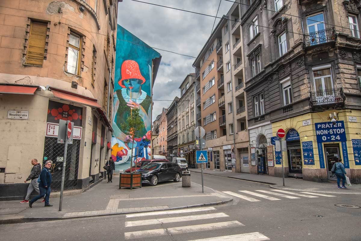 2 days in Budapest - exploring the Jewish Quarter and its street art