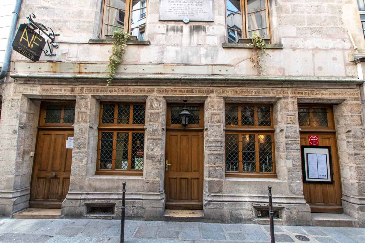 4 days in Paris - Nicholas Flamel House