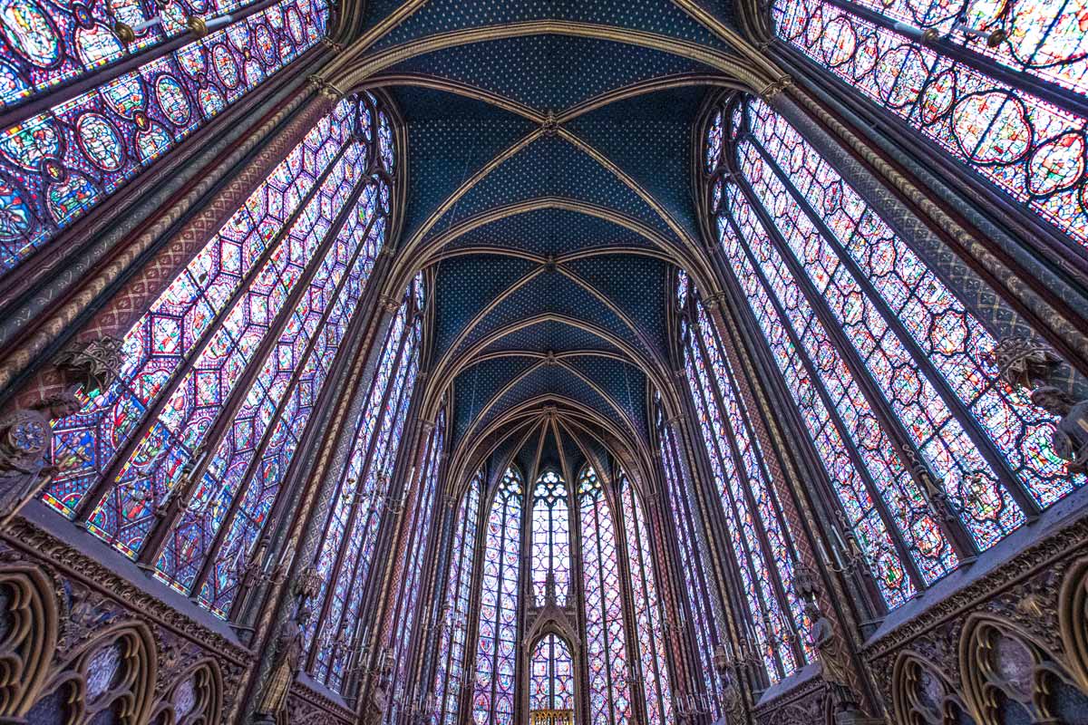 4 days in Paris - Sainte Chapelle interior