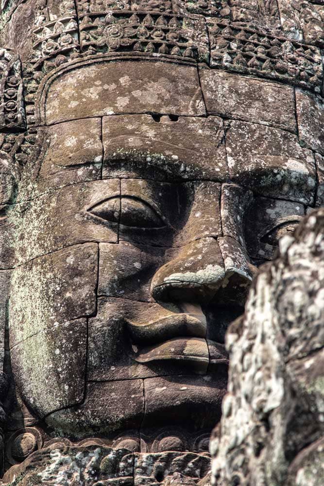 best-way-to-see-angkor-wat-Bayon