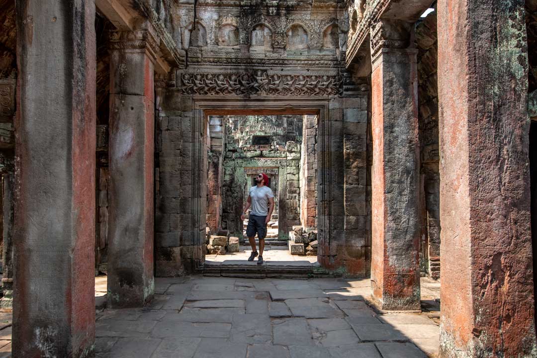 exploring-angkor-wat