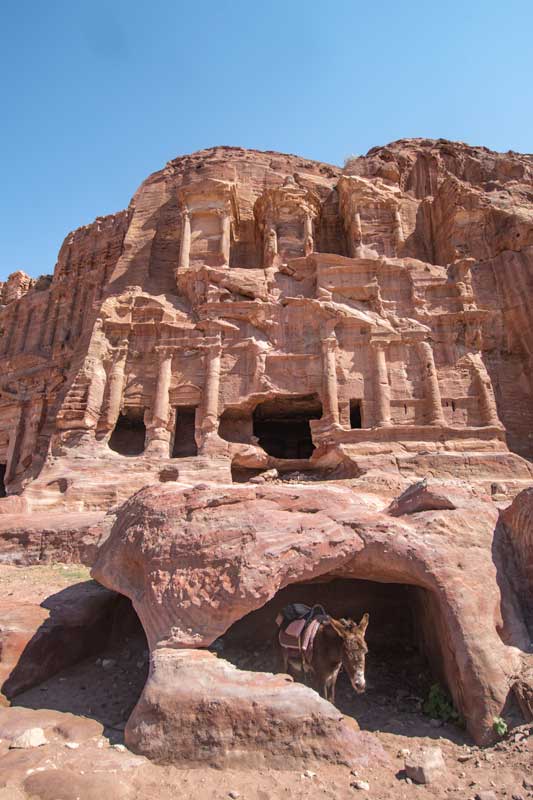 Corintian-Tomb-in-Petra