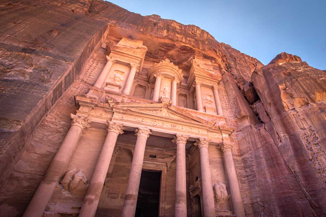 Petra-itinerary-the-Treasury