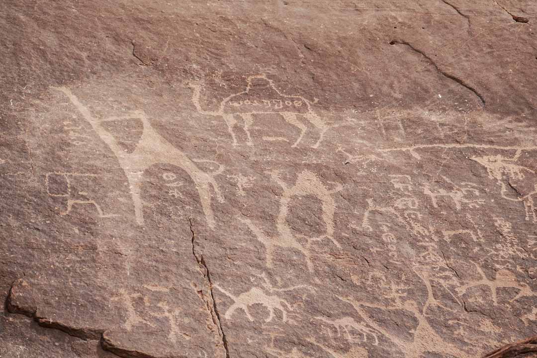 rock-carvings-in-wadi-rum