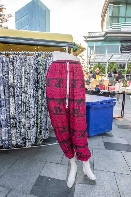 elephant-pants-bangkok-market