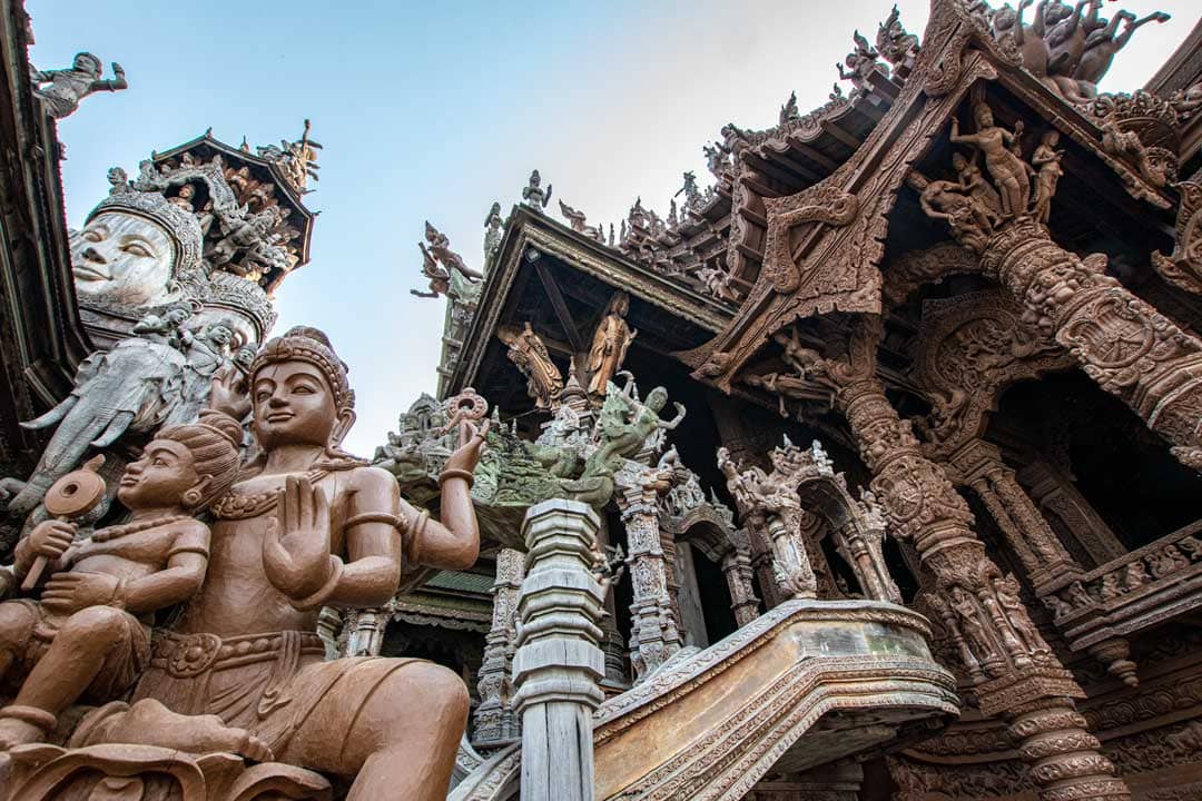 best-temples-in-pattaya-sanctuary-of-truth