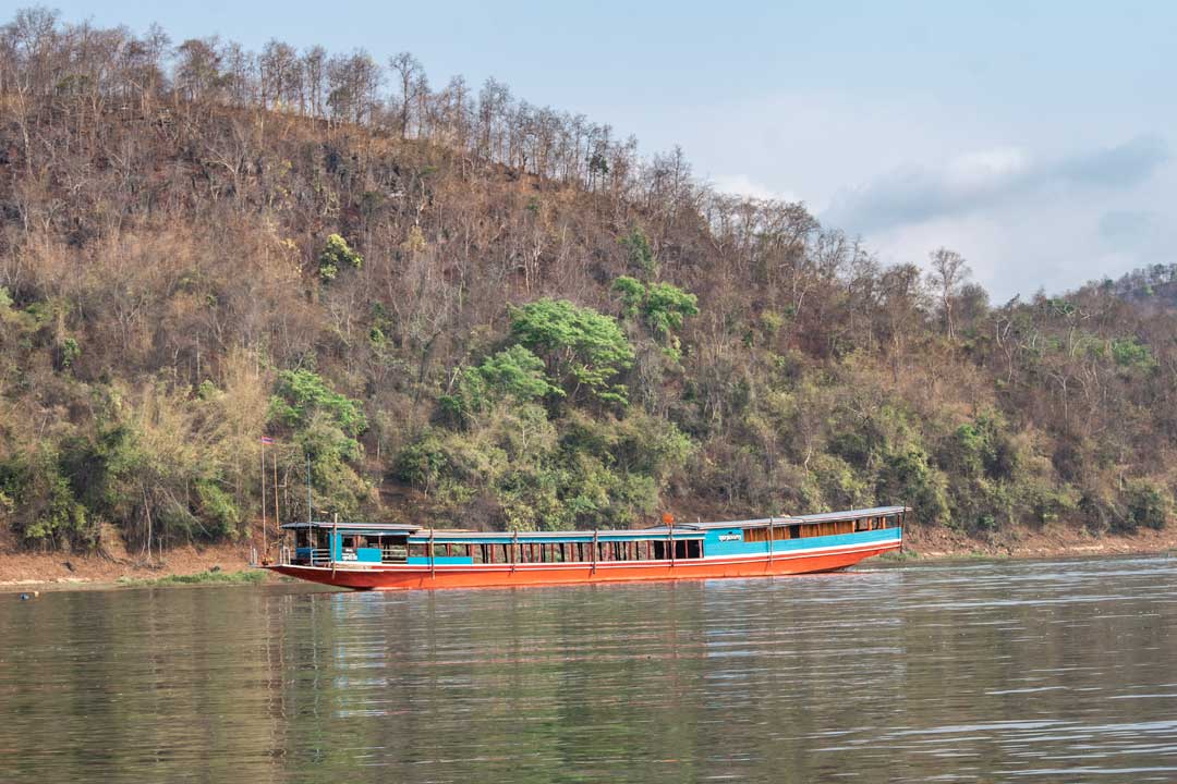 private-boat-to-pak-ou-caves-luang-prabang