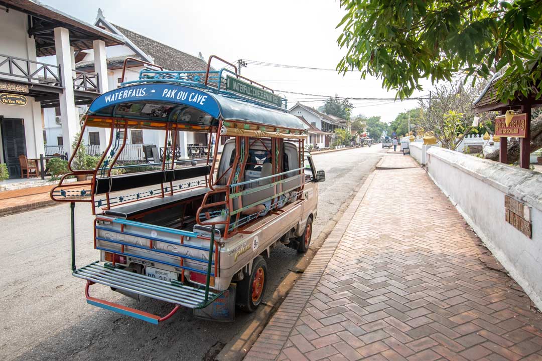 tuk-tuk-to-pak-ou-caves