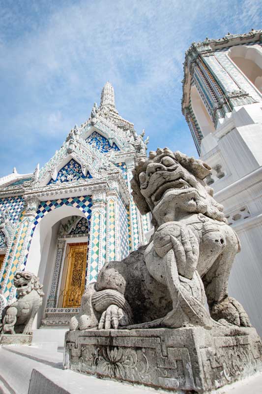 grand-palace lion guardian statue