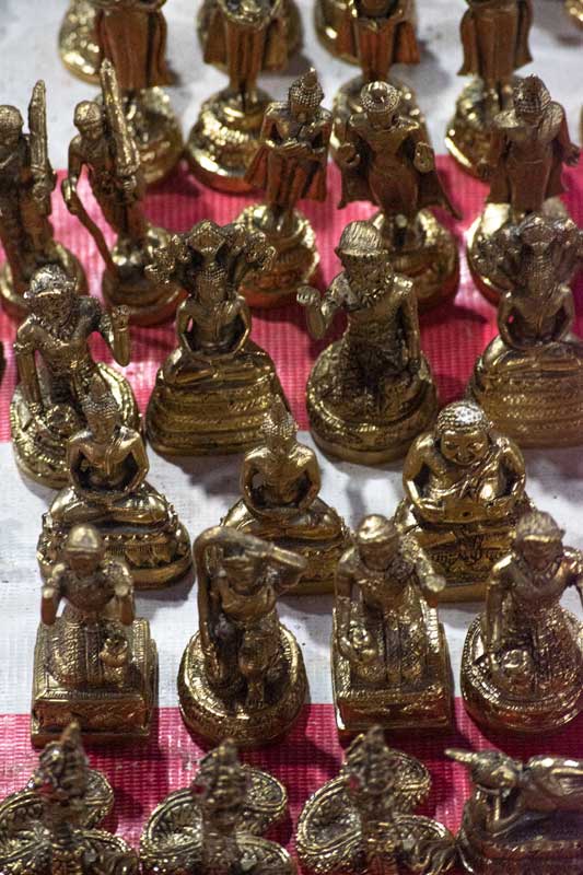 budha-statues-in-laos