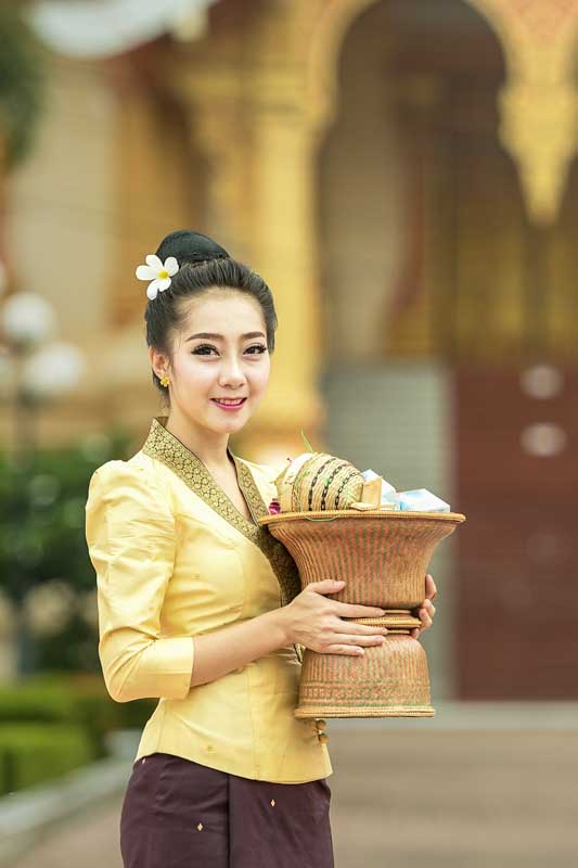 lao-souvenir-rice-basket