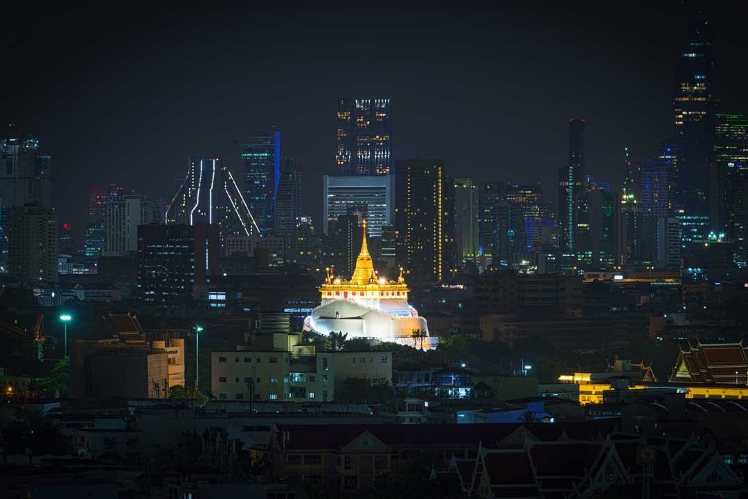 wat-saket-in-bangkok-at-night