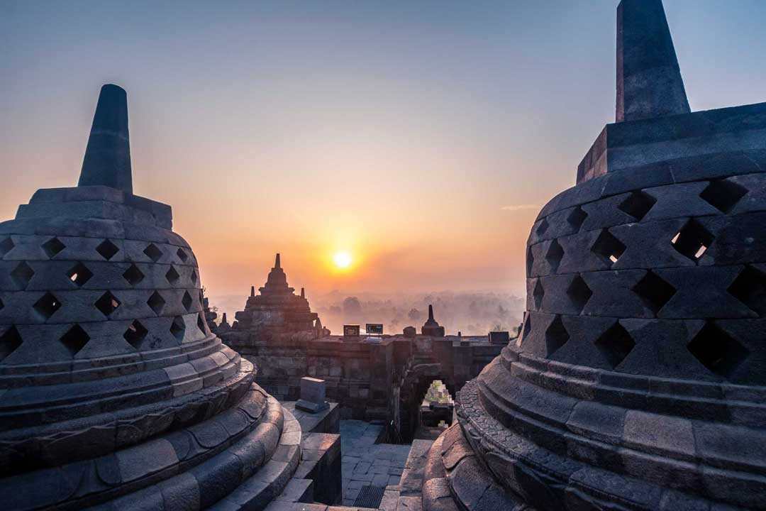 indonesia-landmarks-borobudur