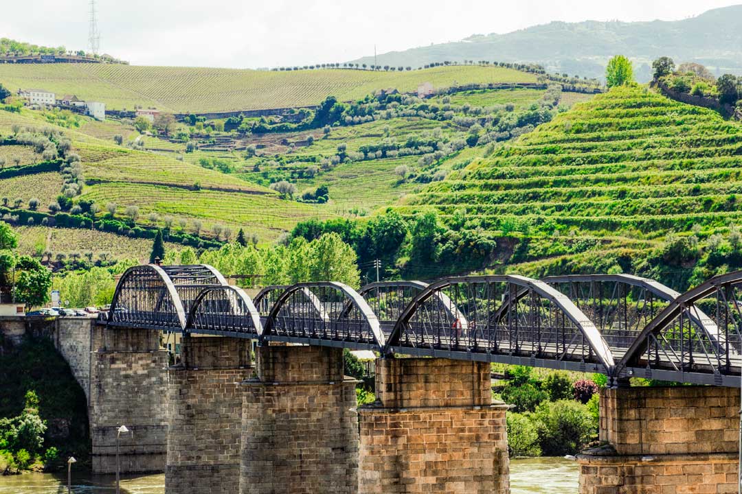 landmarks-in-Portugal-duoro-valley