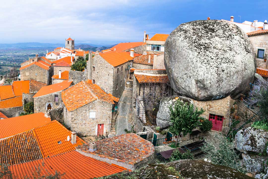 portugal-landmarks-monsanto