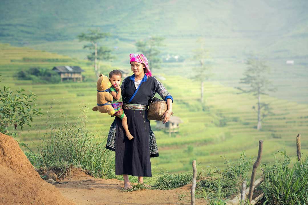 hmong-woman-holding-a-child