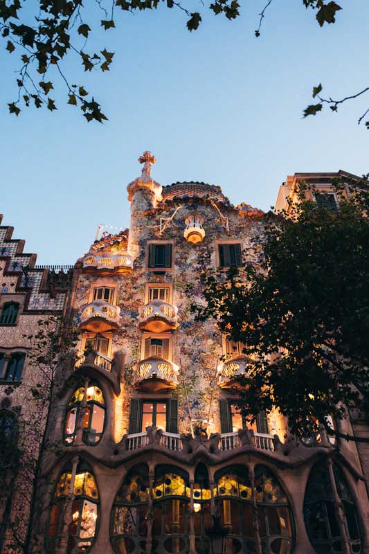 barcelona in december casa-batllo-at-night