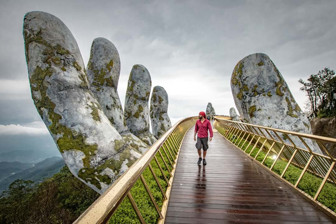 southeast-asia-bucket-list-golden-bridge