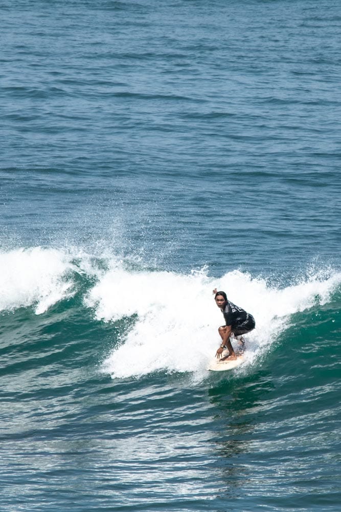 surfer-on-a-wave-in-bali