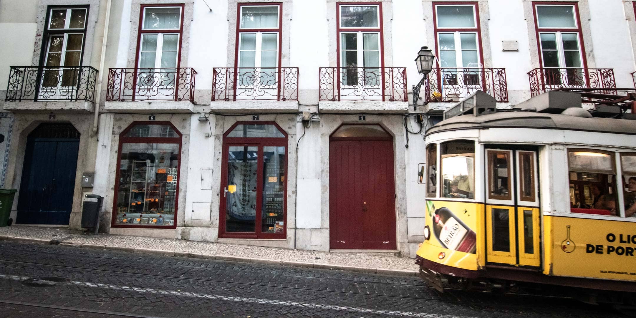 the-most-colorful-lisbon-bucket-list