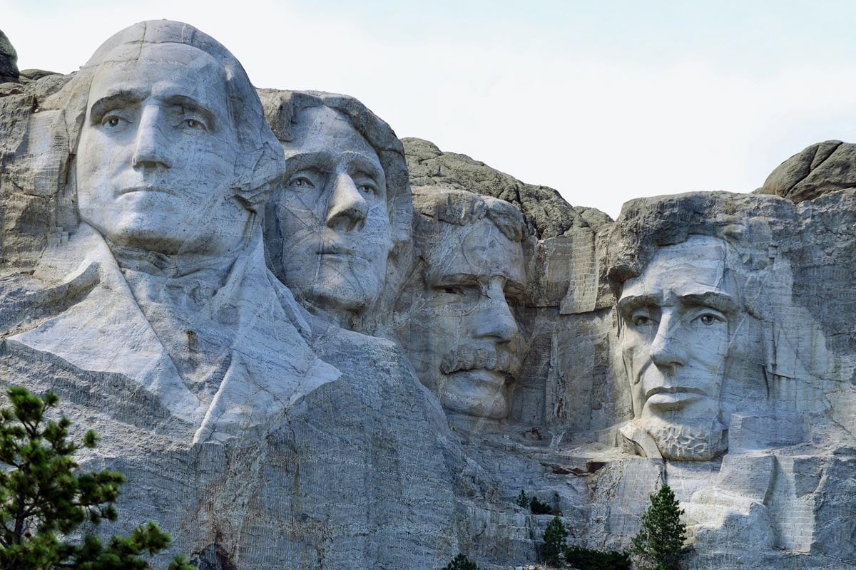 Top 20 Biggest Landmarks in North America (2022)