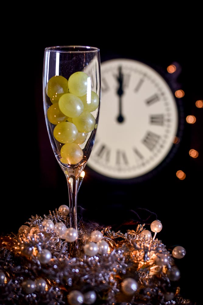 new-years-grapes-in-a-glass