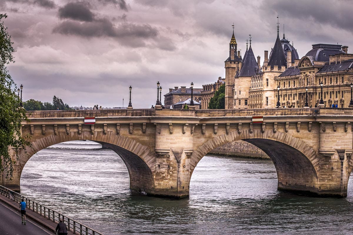 15 Curious Facts about the Pont Neuf, Paris