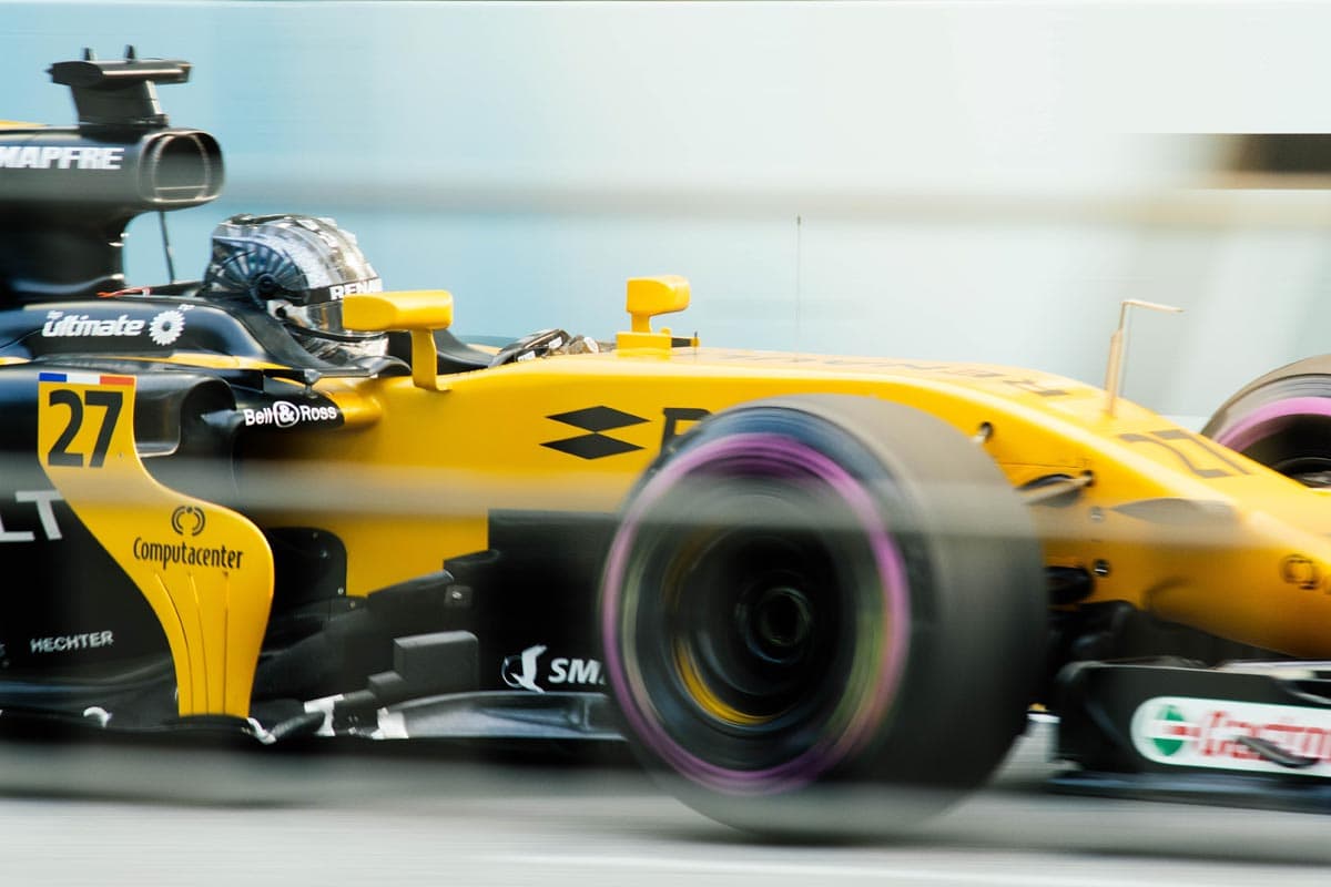 renault-race-car-close-up