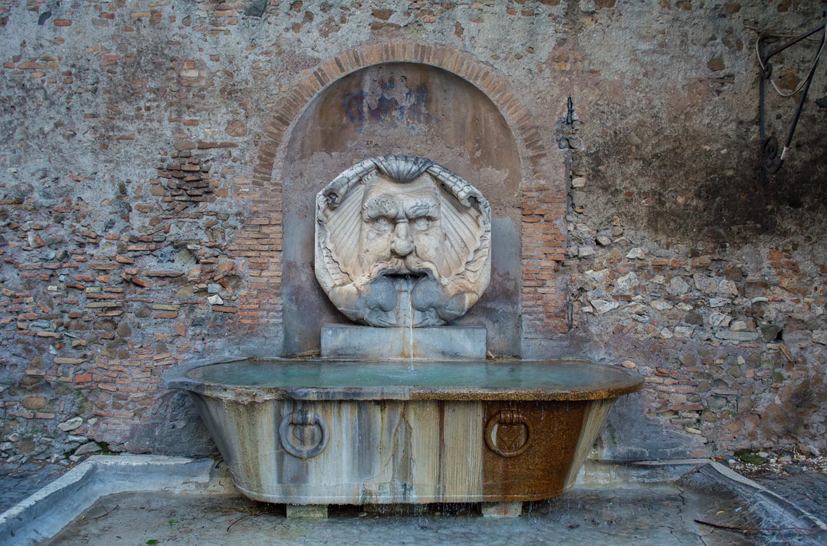 facts-about-rome-many-fountains