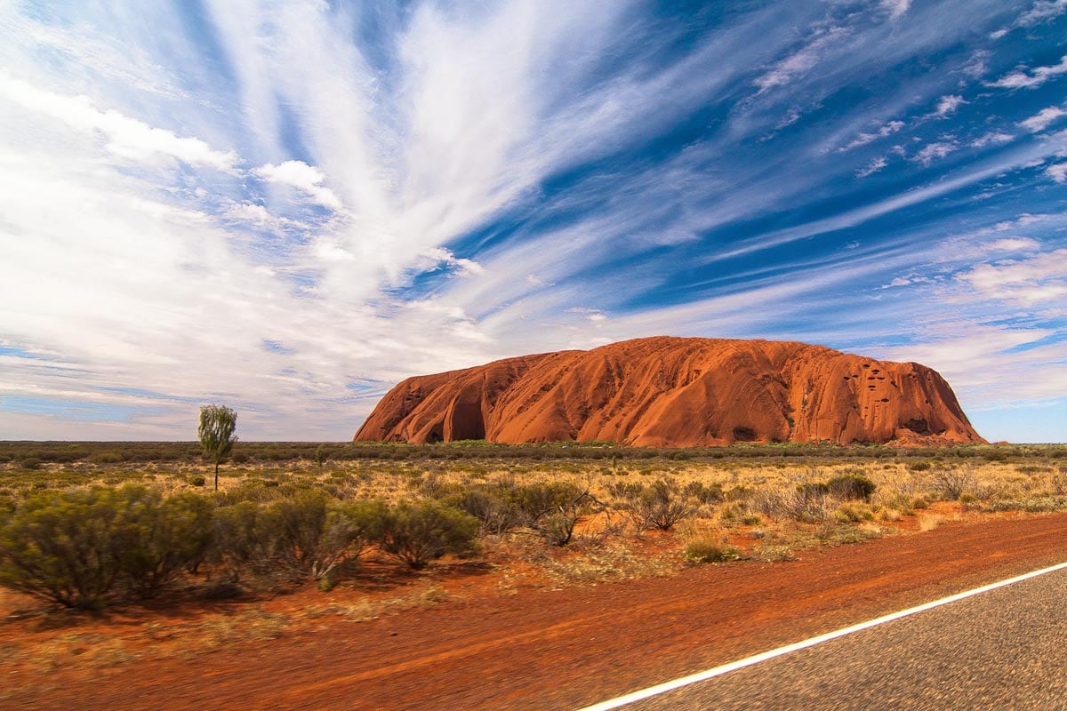 australia-landmarks-uluru