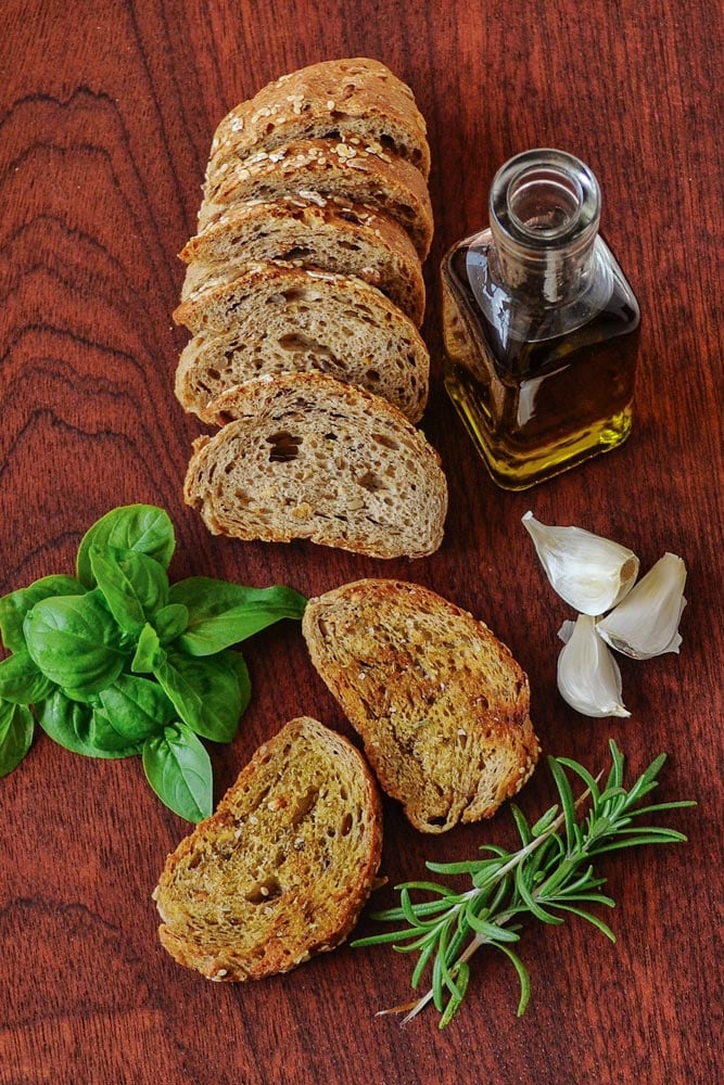 italy-facts-overtable-view-of-sliced-bread-and-olive-oil