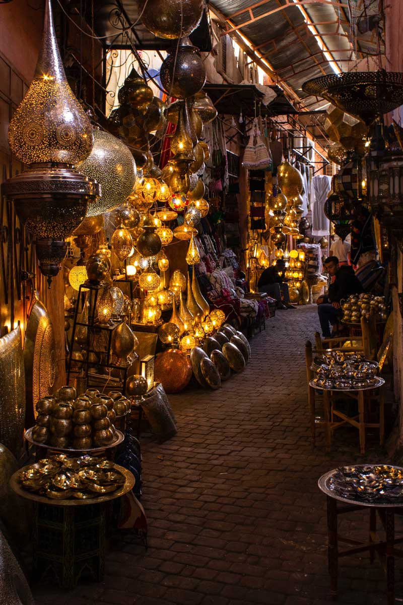 what-is-marrrakech-famous-for-a-souk-with-dozens-latterns-and-lamps-at-night