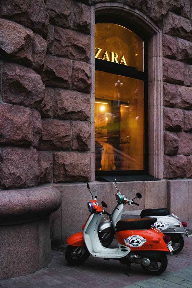 zara-store-with-two-scooters-in-front-of-it