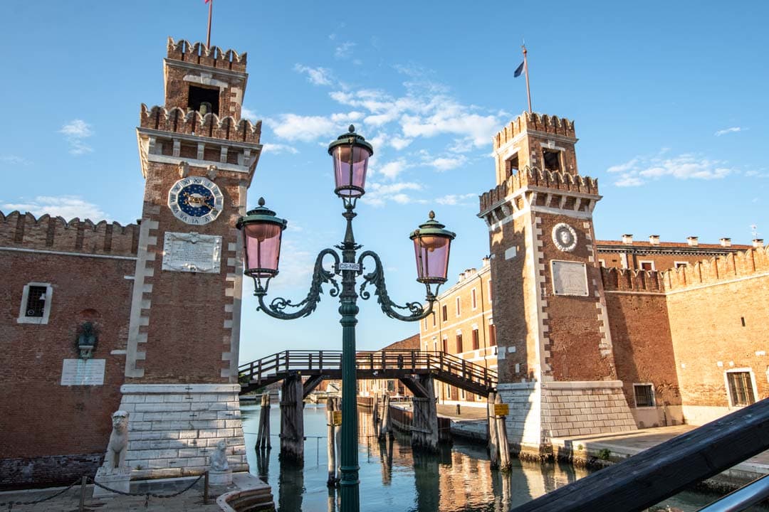 3-day-venice-itinerary-venetian-arsenal-on-sunset