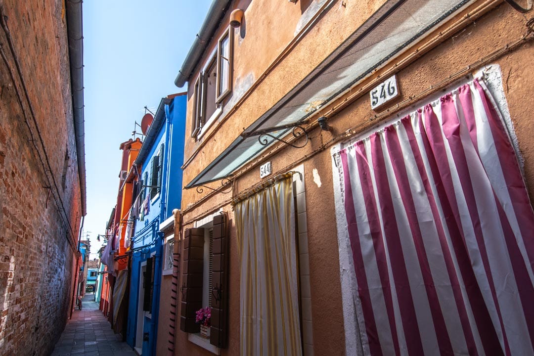 small-colorful-street-in-burano