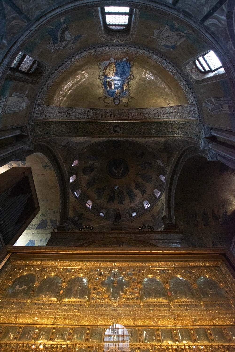 st-mark-basilica-inside