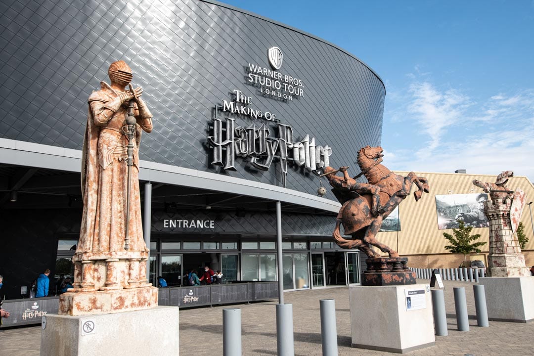 how-to-get-to-harry-potter-studio-from-london-entrance