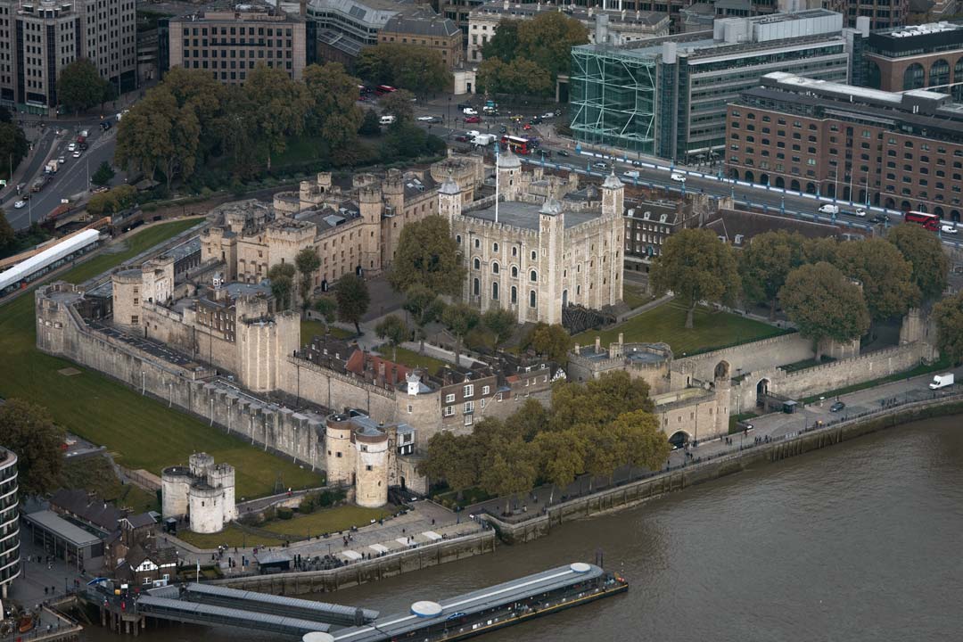 the-tower-of-london-from.a-bird-eye-view
